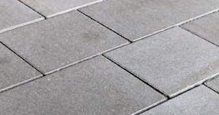 Купить тротуарную плитку 300х300х30 от 859 руб. в Мирном