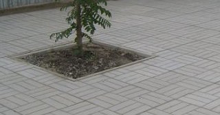 Качественная тротуарная плитка серого цвета в Мирном в октябре