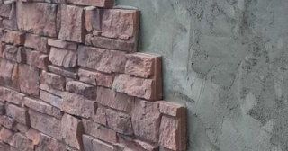 Качественная отделка цоколя фундамента снаружи в Мирном в октябре